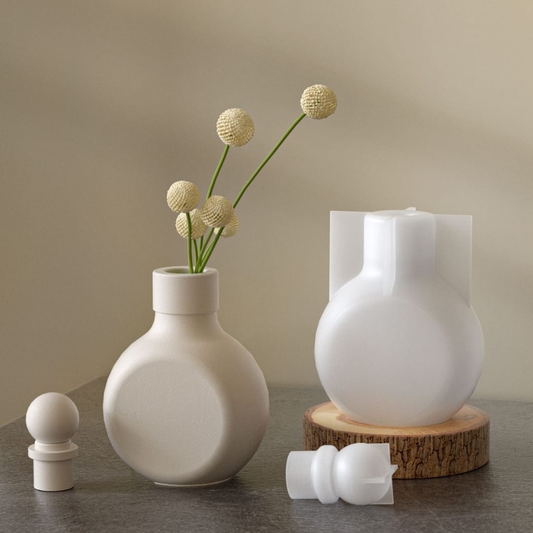 Small Round Vase - Image 2