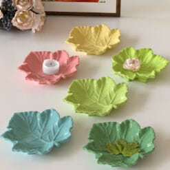 Alternative view of Maple Leaf Tray Mold