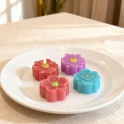 Alternative view of Classic Deep Daisy Flower Candle Mold